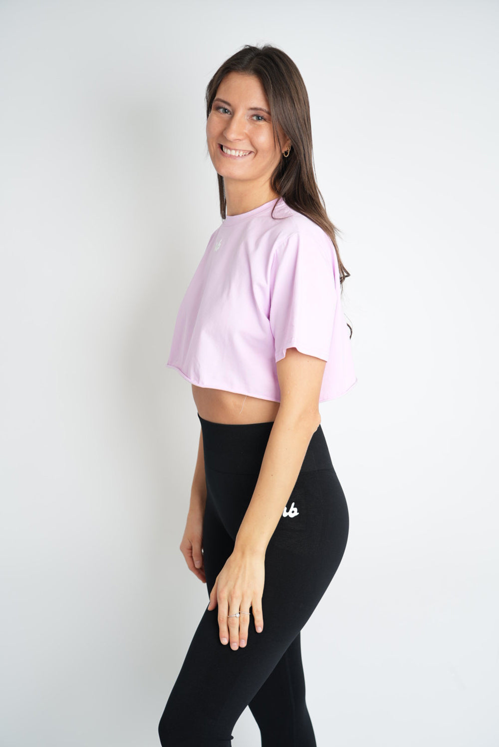 Light Purple Cropped Sport T-Shirt von vorne seitlich